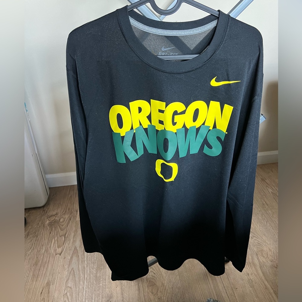 Nike Dri fit Oregon Knows long sleeve Sz XL